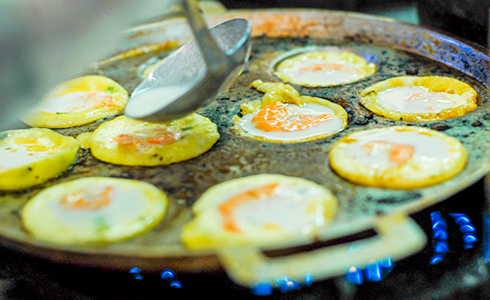 PRIVATE STREET FOOD MOTORBIKE TOUR IN HO CHI MINH CITY